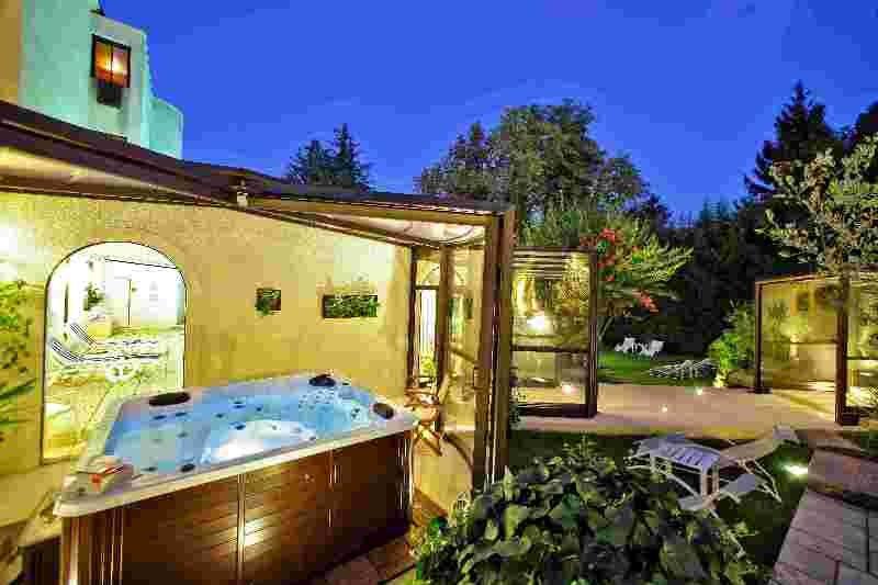 Au Grand Hotel De Sarlat - Pavillon De Selves Exterior photo