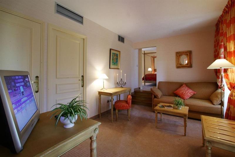 Au Grand Hotel De Sarlat - Pavillon De Selves Exterior photo